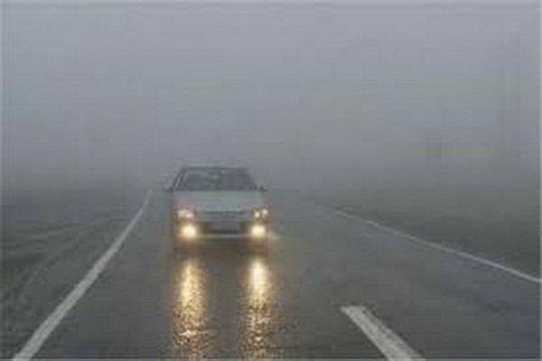 آسمان خراسان جنوبی غبارآلود می شود، اختلال در ترددهای جاده ای آسمان خراسان جنوبی غبارآلود می گردد، اختلال در ترددهای جاده ای