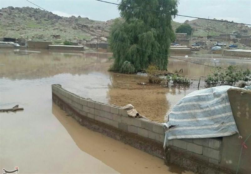 روستای ناصروند در محاصره کامل آب روستای ناصروند در محاصره کامل آب