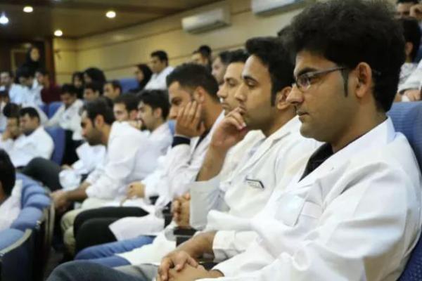 افزایش مبلغ وام دانشجویان دستیاری و دکتری تخصصی پزشکی افزایش مبلغ وام دانشجویان دستیاری و دکتری تخصصی پزشکی