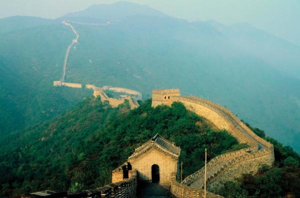 عامل عجیبی که از دیوار بزرگ چین محافظت می نماید